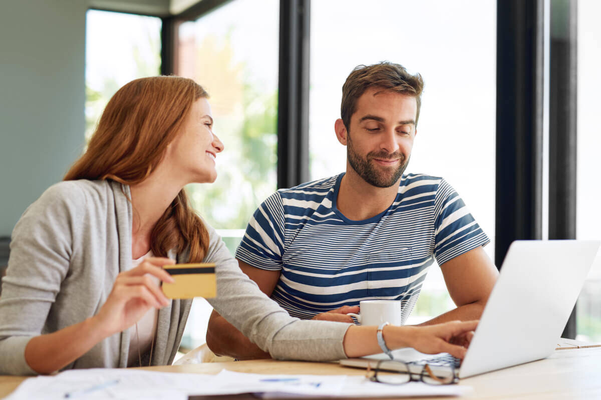 Improve-Customer-Experience-thumbnail-a-man-and-woman-happy-with-payment-process